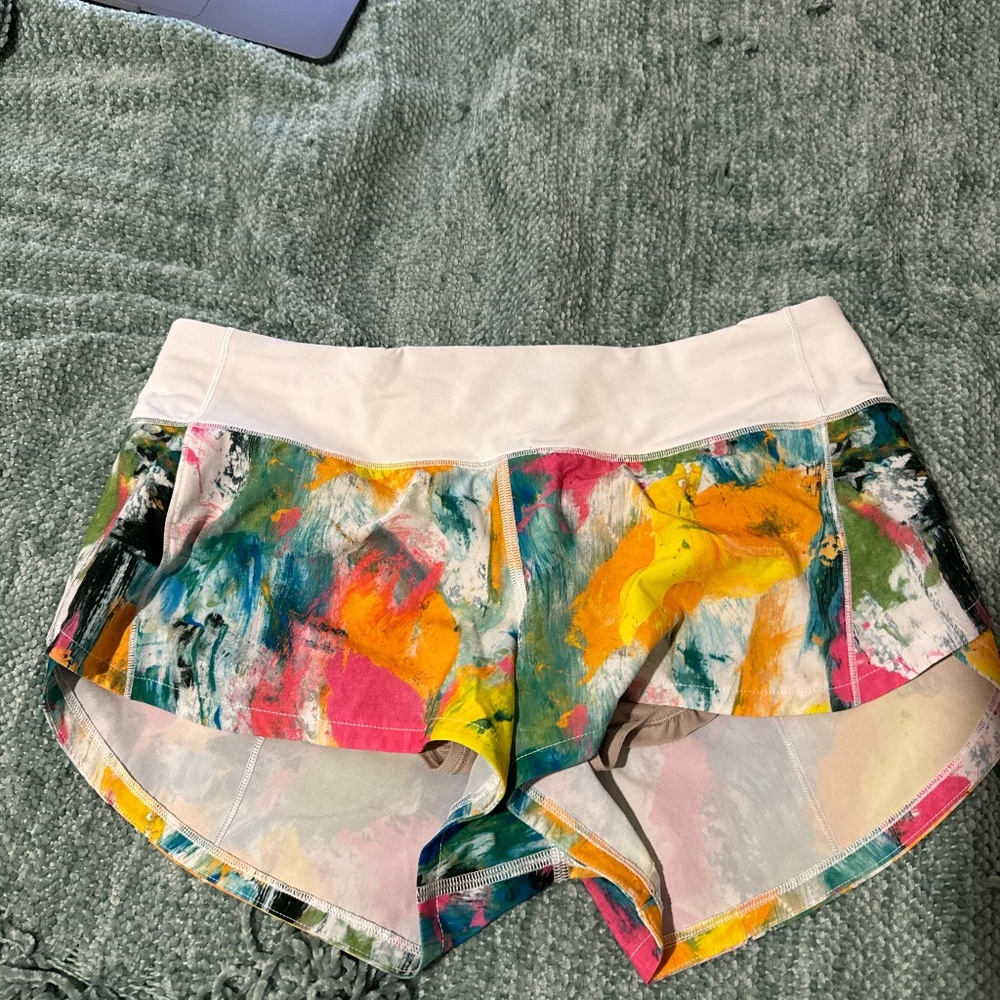 Lululemon 2.5 low rise speed up shorts